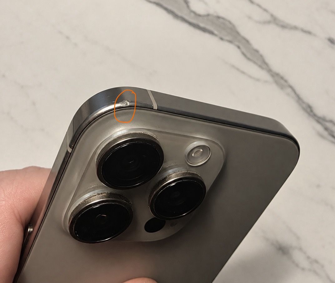 Apple Telefoni cellulari / Smartphones: iPhone 16 Pro 256gb – Usato da Confignon venduto da timtimkodak 5