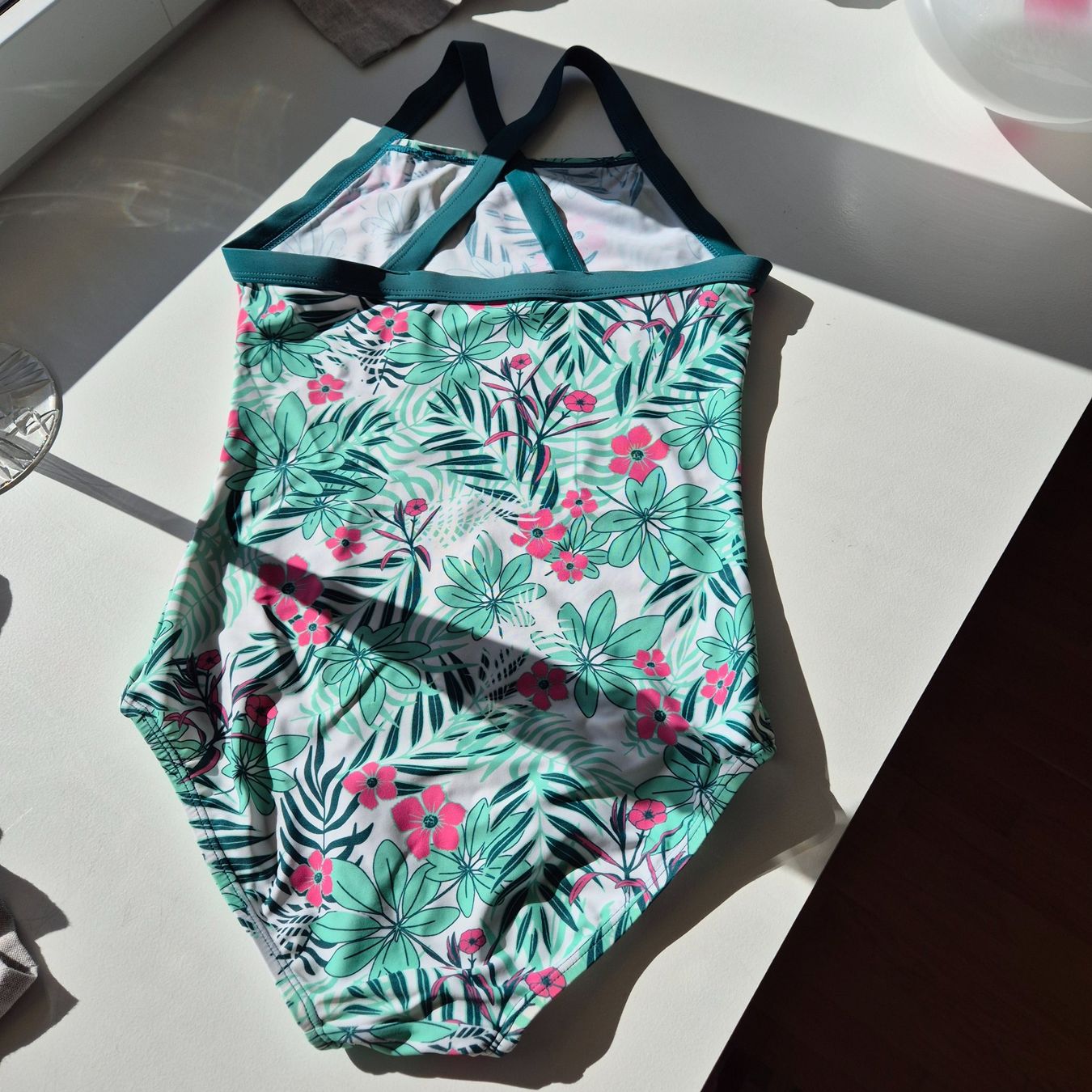 Costumi da bagno & Bikini: Mädchen Badeanzug mit Blumenmuster, Gr. 152/158 – Nuovo (secondo la descrizione) da Laupen BE venduto da red_m767 1