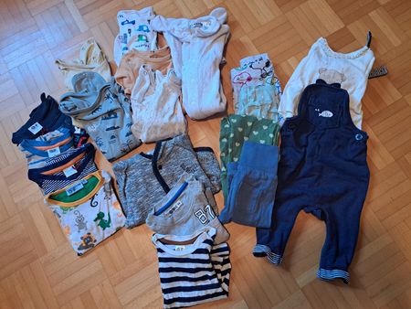 Kleiderpaket Gr. 68 ab 62 zu tragen