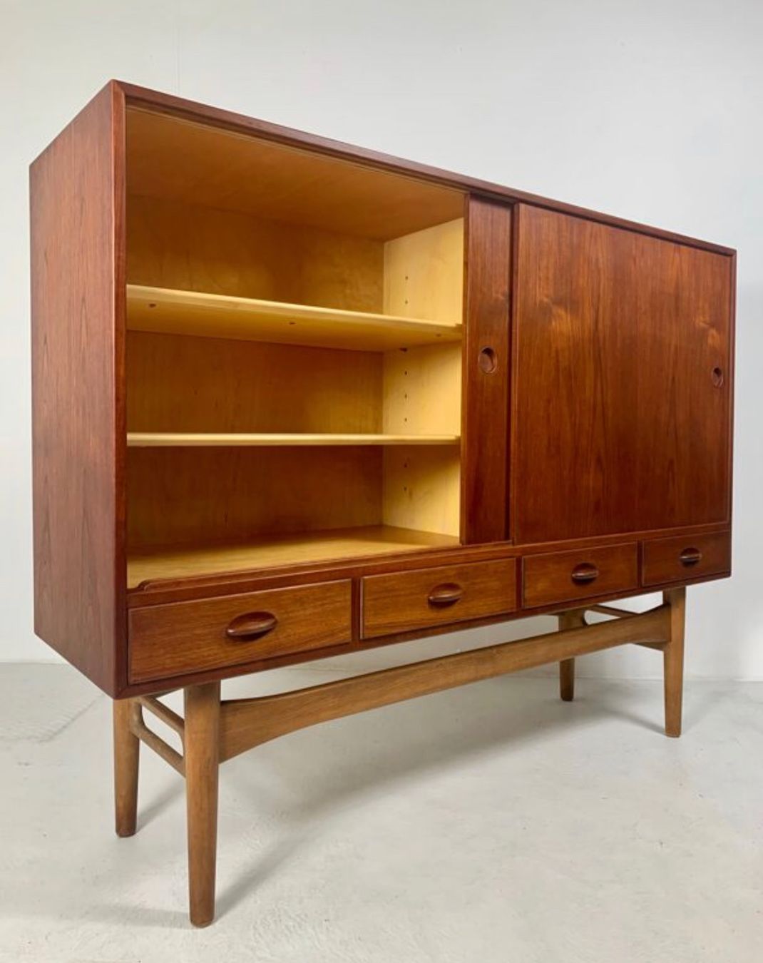Cassettiere: Teak Sideboard Ejvind A Johansson Danish 60s – Usato da Basel venduto da MidMod20C 2