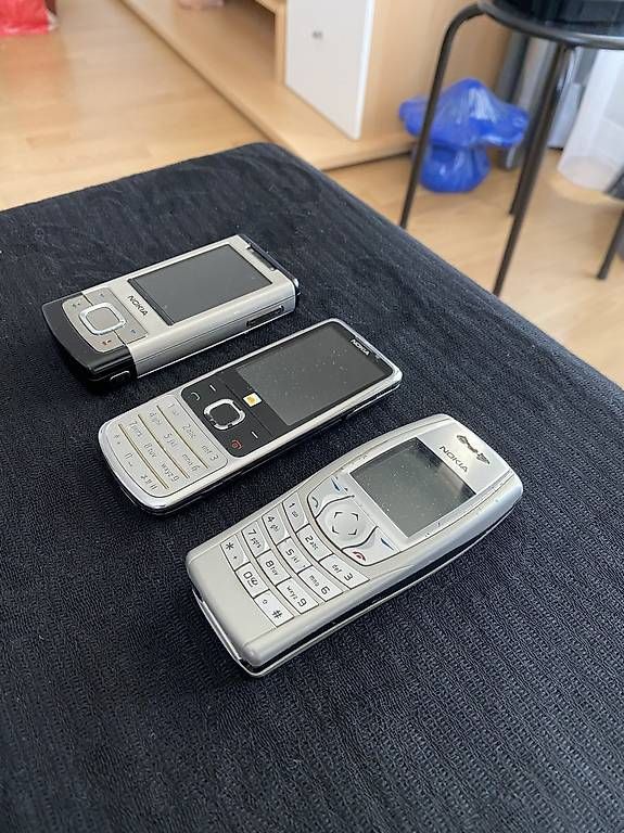 Handys / Smartphones: 3 Nokia Handy – Gebraucht aus St. Gallen von babinos01 2