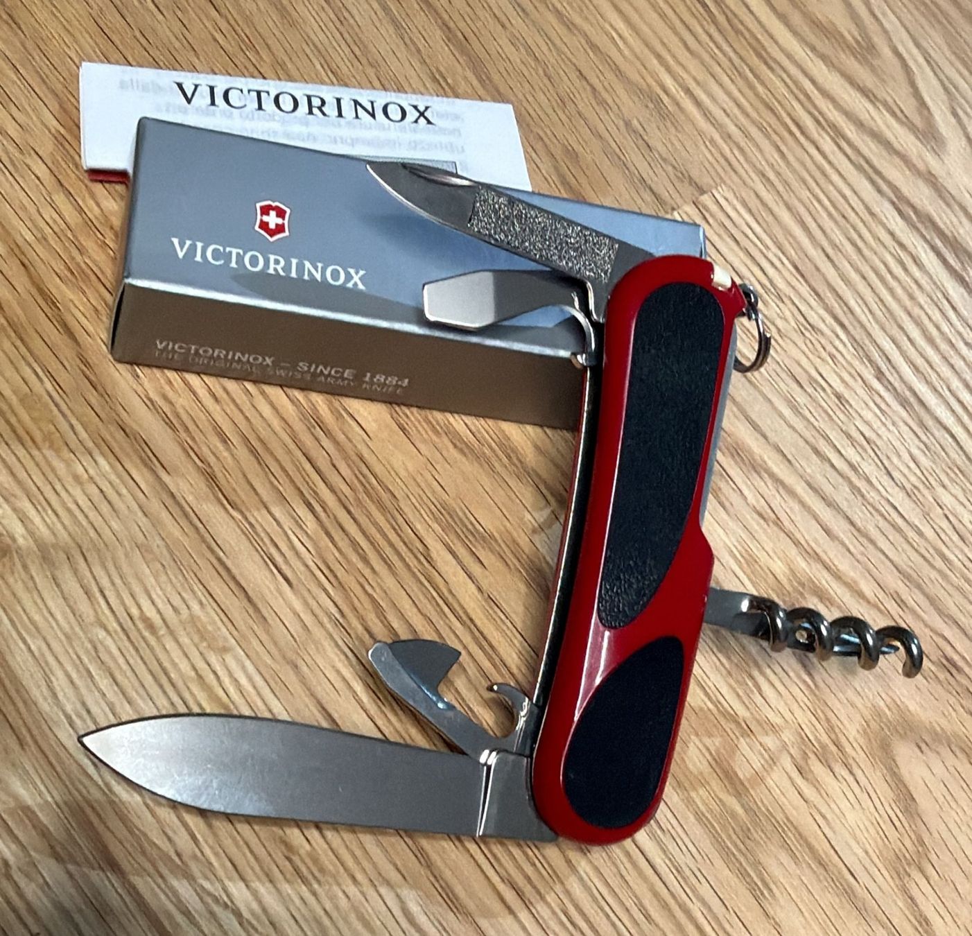 Victorinox Couteaux de poche: VICTORINOX  SACKMESSER EVOLUTION 10 GRIP – Neuf avec emballage d'origine à Zürich par Frei-Occasionen 1