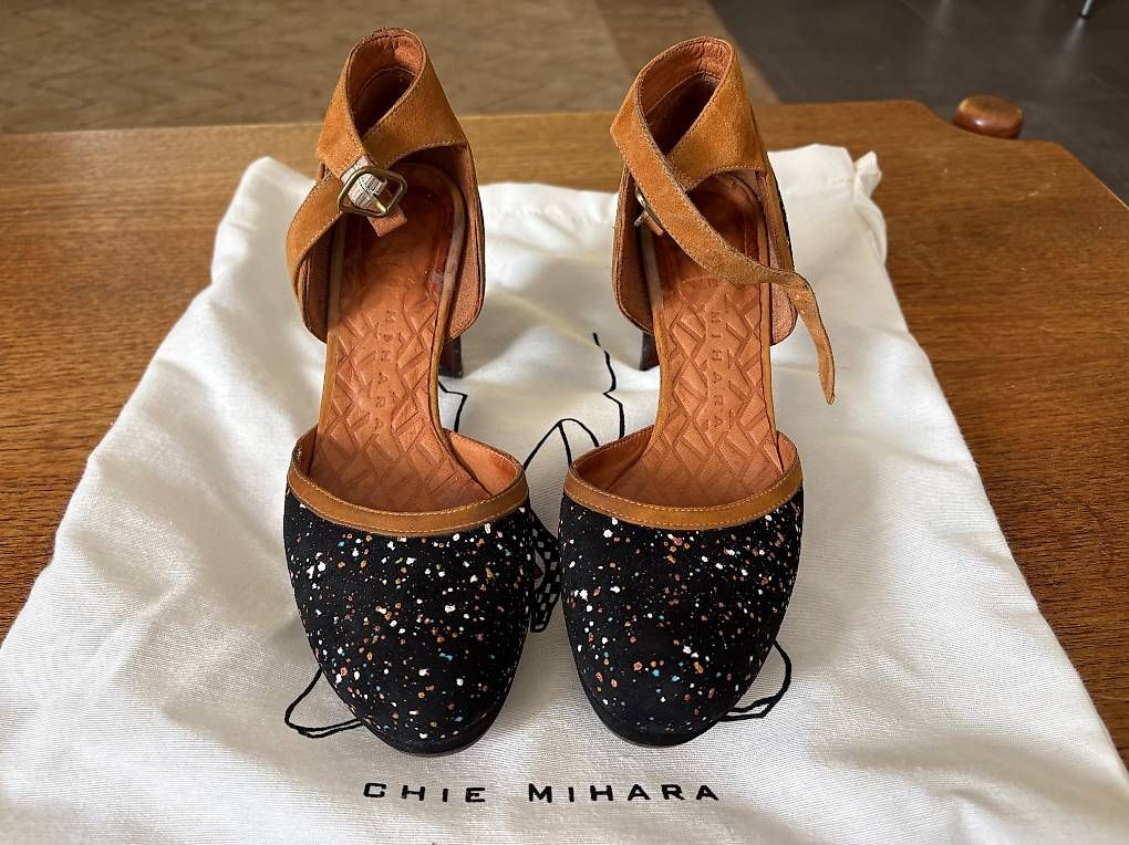 Scarpe da donna: Scarpe Chie Mihara 37 1/2 – Usato da Cademario venduto da Grudilo 2