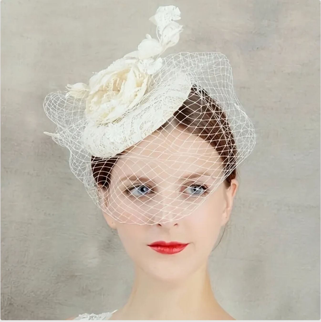 Chapeaux, bonnets & casquettes: WEDDING WOMEN FASCINATOR – Neuf (Voir description) à Altendorf par Ro