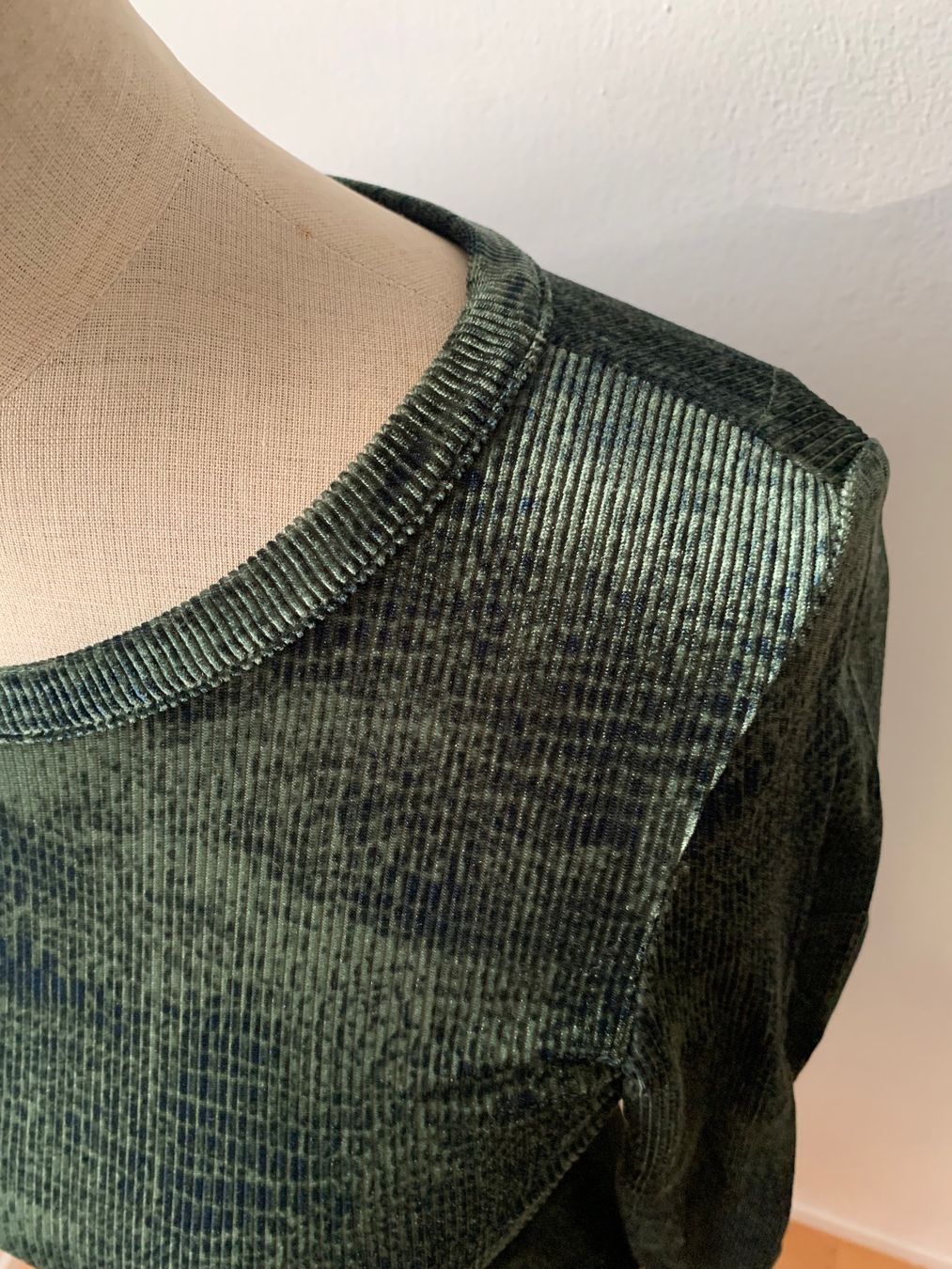 Vestiti: Kleid – Usato da Ennetbaden venduto da usemiste 2