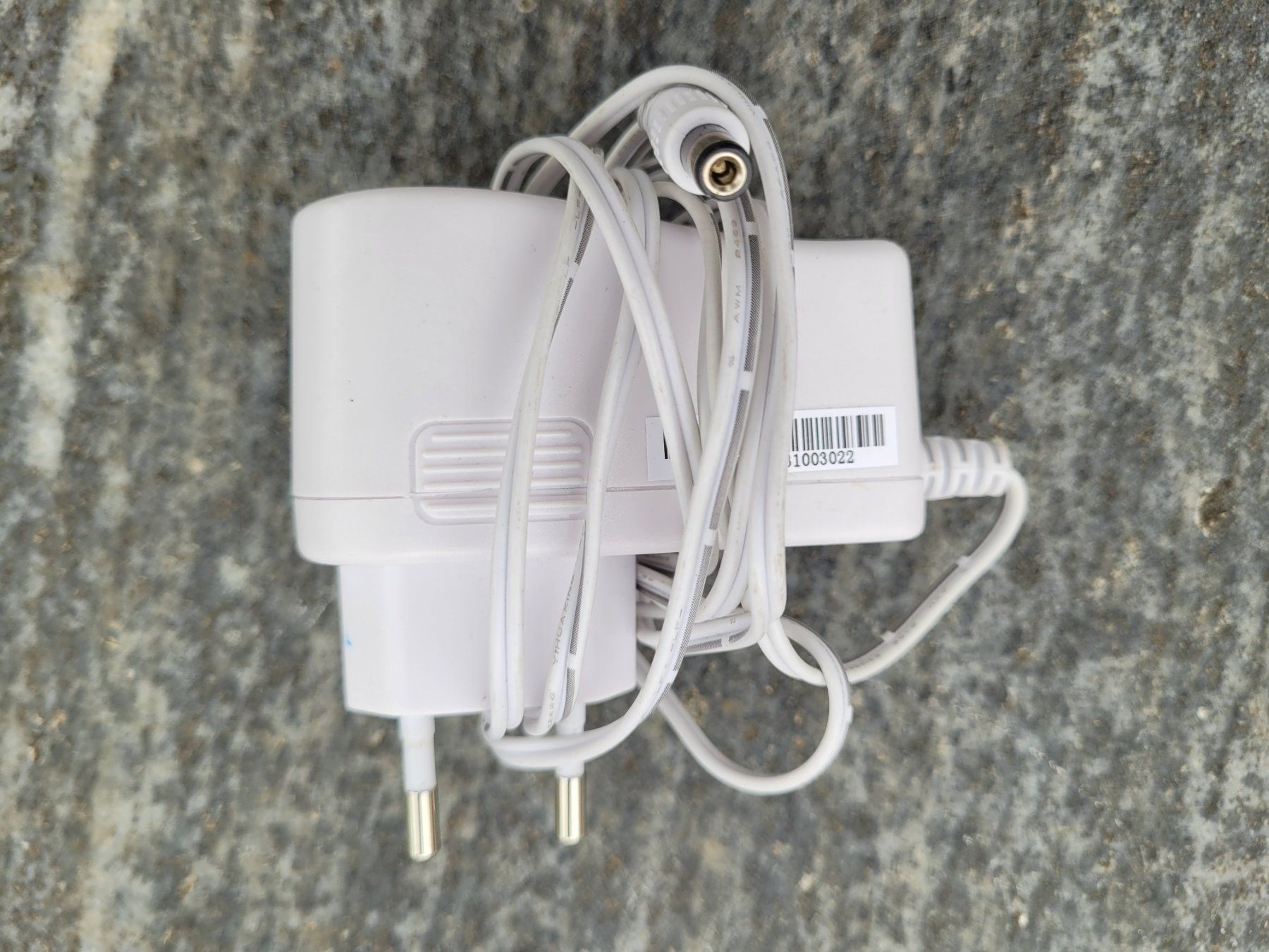 Lecteurs & Adaptateurs: AC/DC Adapter – D'occasion à Birsfelden par samurai99 3