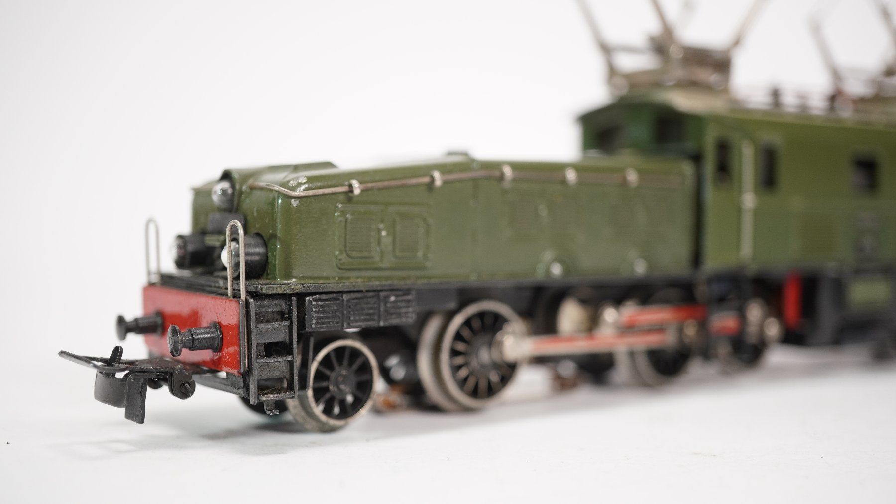 Märklin Modellini di ferrovie: e4 Märklin CCS 800 SBB Krokodil – Usato da Thun venduto da evinka_gmbh