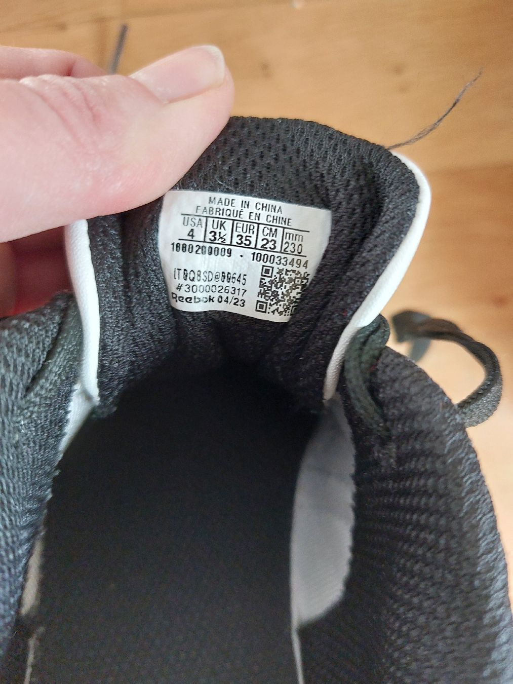 Reebok Scarpe per ragazzi: Reebok schule gr35 – Usato da Adliswil venduto da Jenhrt 4