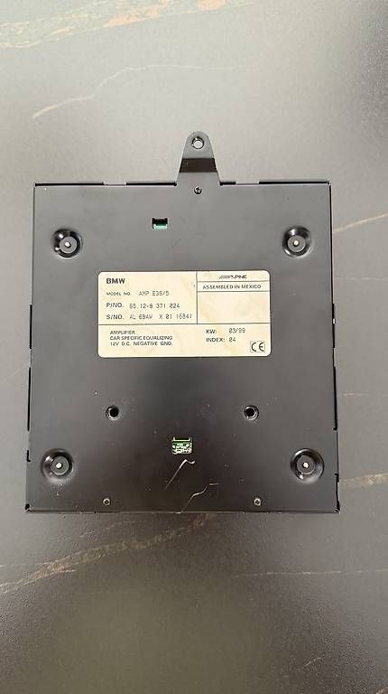 Amplificatori: BMW E36 Original Verstärker Alpine AMP E36/5 – Usato da Rüthi (Rheintal) venduto da PeterKessler