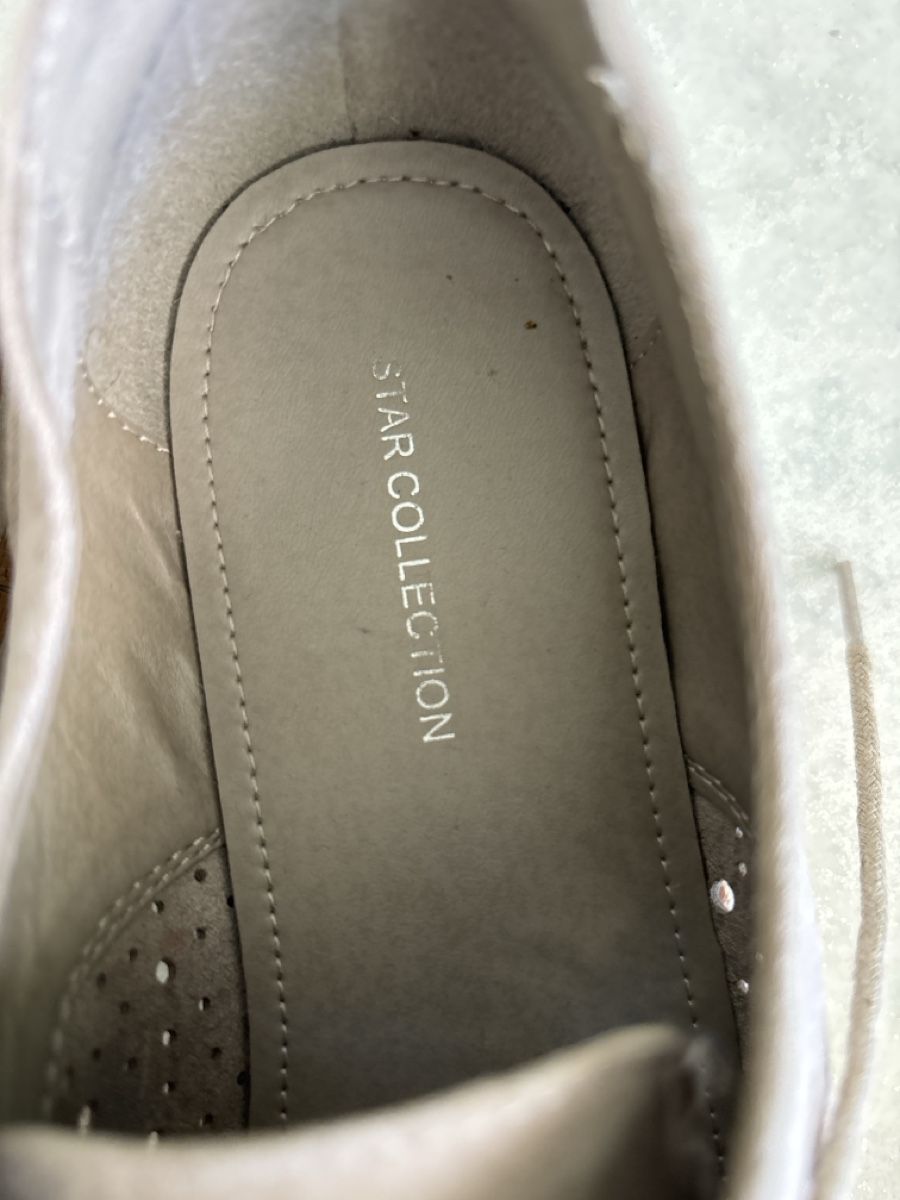 Scarpe da donna: Leichte Schnürschuhe mit Lochmuster, grösse 39 – Nuovo (secondo la descrizione) da Hendschiken venduto da Uraniali 2