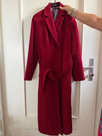 Manteau rouge Pompa taille 36 avec ceinture bon état