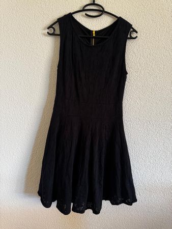 Elegantes, schwarzes Kleid, Grösse S