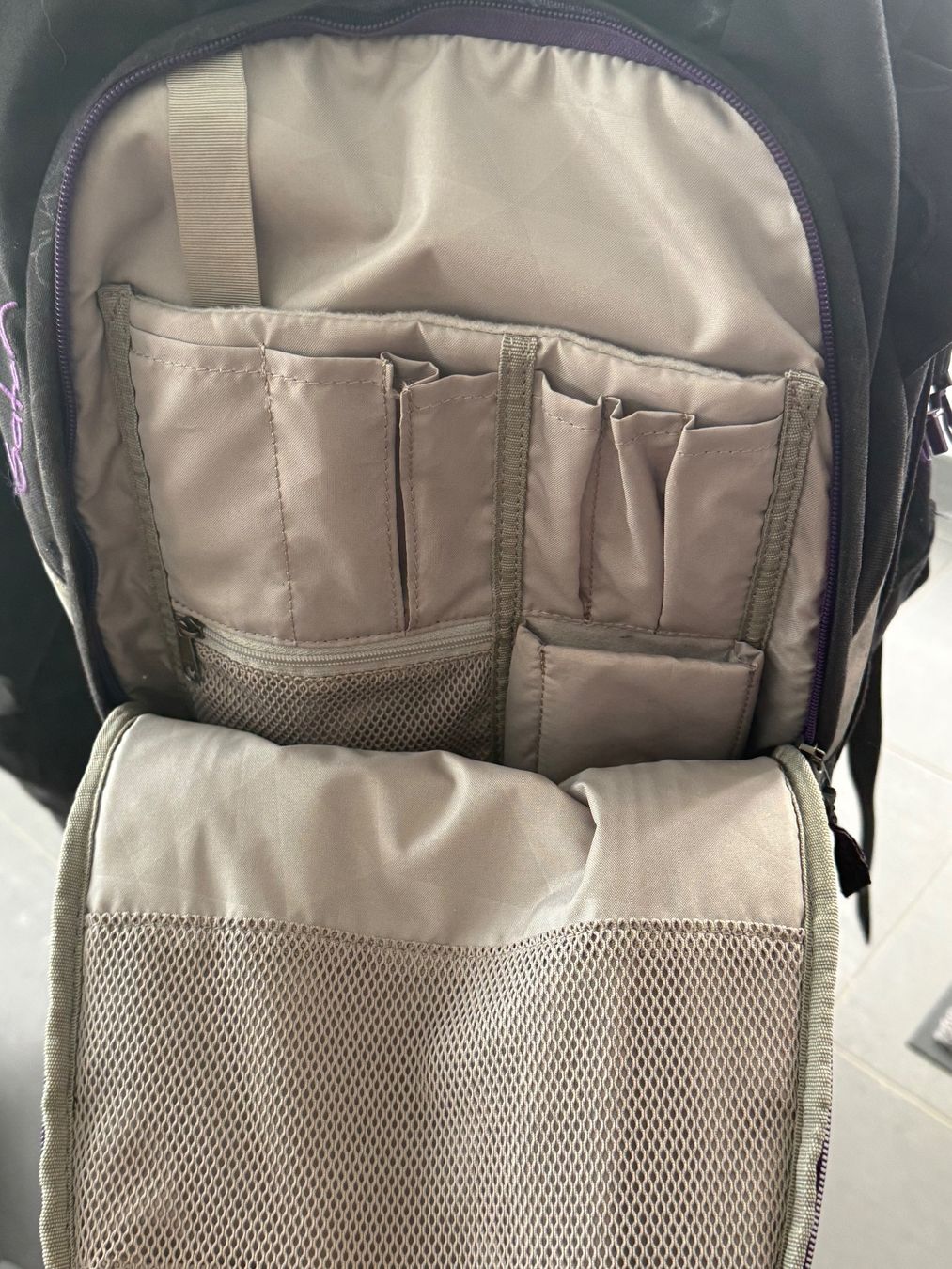 Satch Zaini: Satch Schulrucksack – Usato da Kappel am Albis venduto da nin_g9x5 4