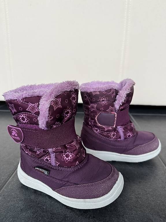 Scarpe per ragazze: Winterstiefel Gr. 27 – Usato da Ottenbach venduto da bienemaja010
