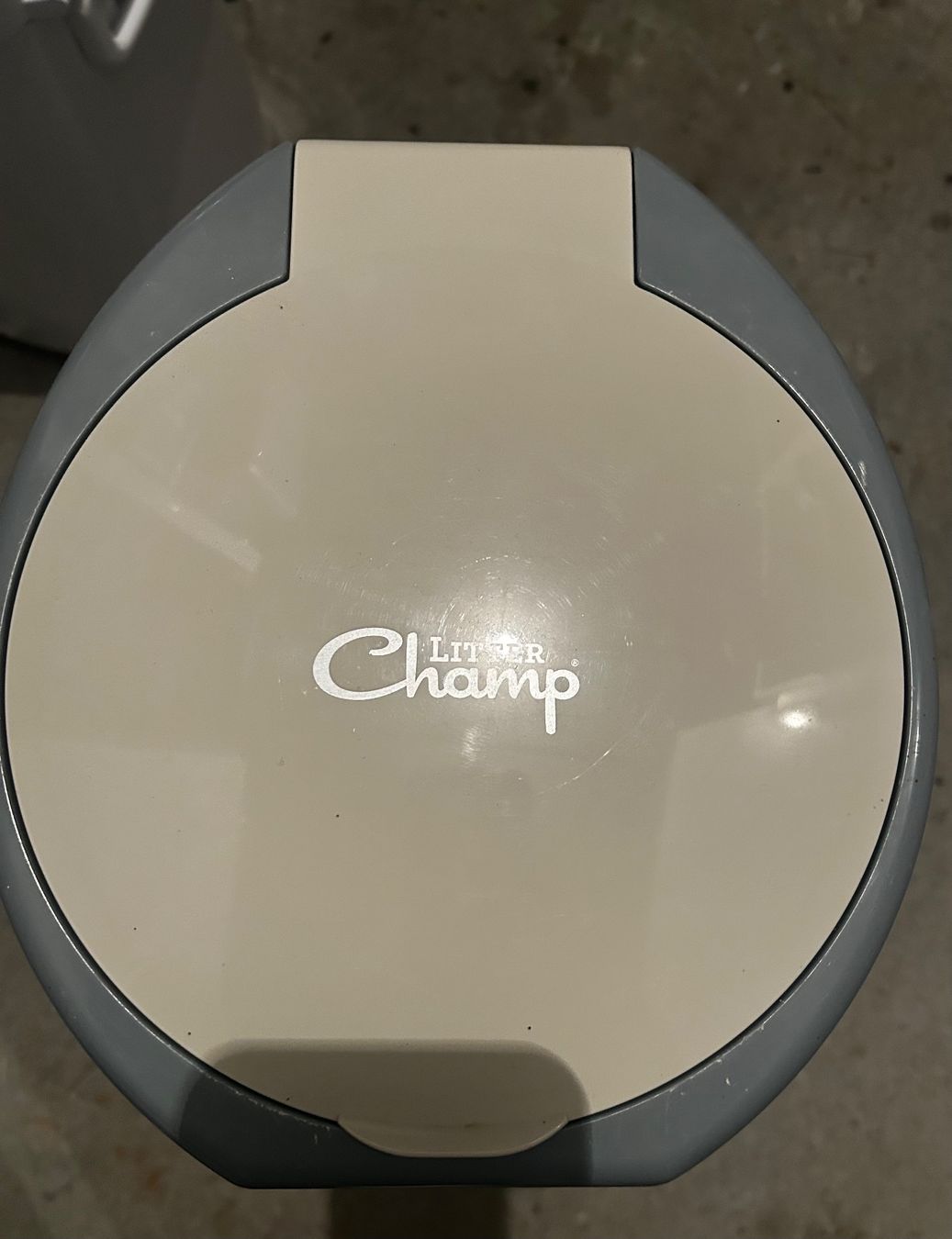 Poubelles: Litter Champ Katzenstreu-Eimer Abfallbehälter gebraucht – D'occasion à Solothurn par fiddle02 1