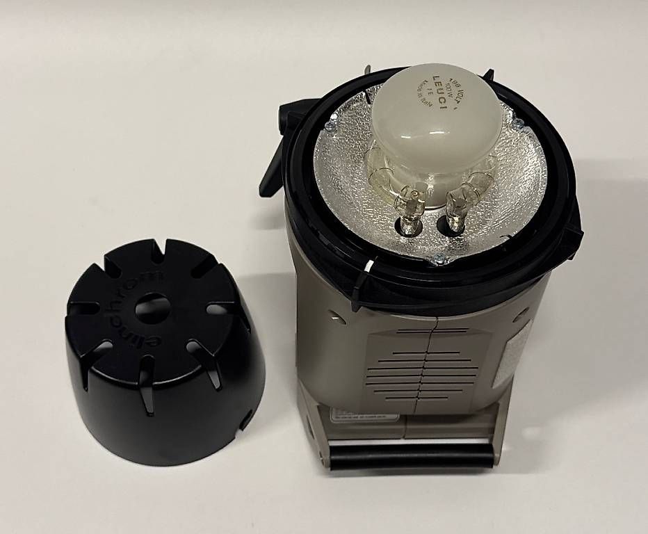 Blitze: 2x Elinchrom Style 400 FX Kompaktblitzgerät – Gebraucht aus Gelterkinden von Jbiland 1