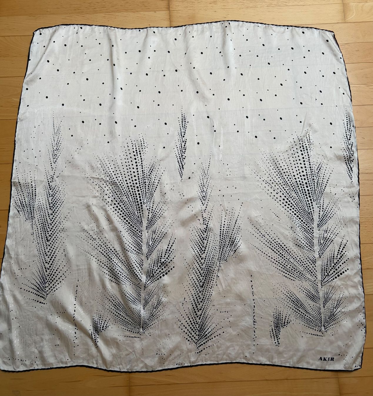 Foulard & Sciarpe: Akar Seide Foulard – Usato da Unterägeri venduto da Jutka_04 1
