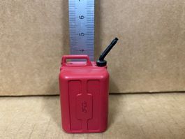 Roter Benzinkanister für Spielzeugauto