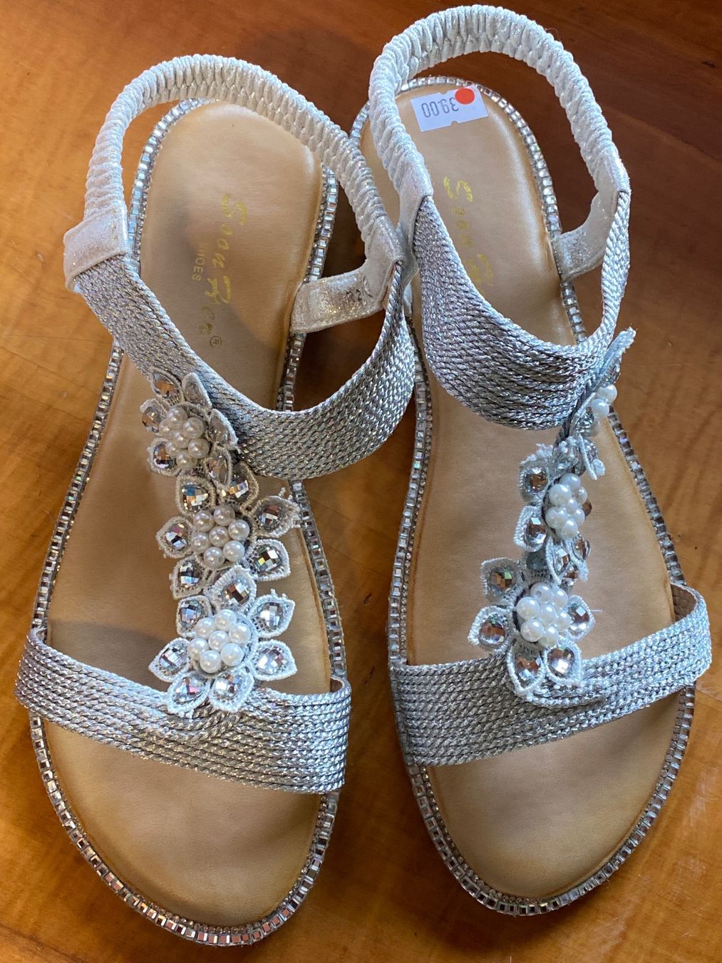 Scarpe da donna: DAMEN SANDALEN-SILBER – Nuovo e nell'imballaggio originale da Meienried venduto da ManuelaBoutique 1