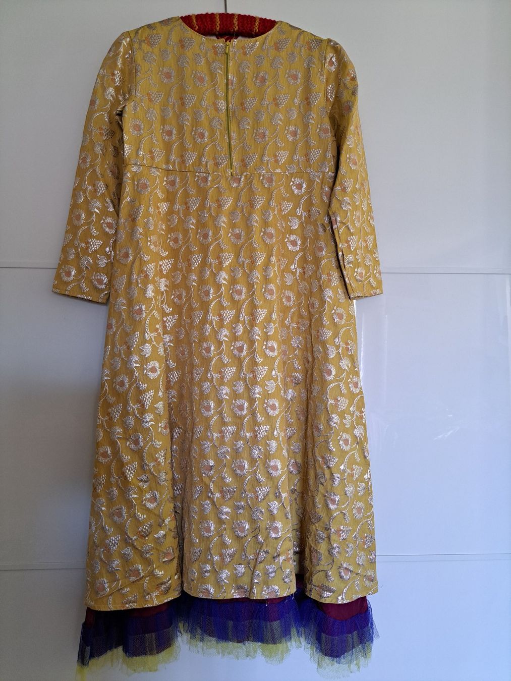 Costumi: Fasnachtskostüm Gr. 123/128 – Usato da Oetwil am See venduto da Kuechenzeit 1
