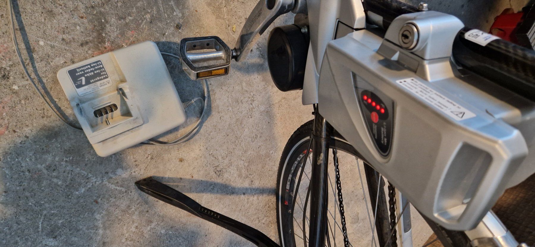 Flyer Velos: E Bike Flyer carbon Damen Herr – Gebraucht aus Romanshorn von fag_gnd6 7