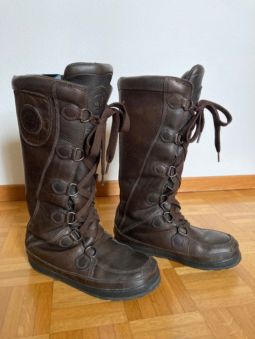 Timberland Scarpe da donna: Timberland Winterboots – Usato da St. Antoni venduto da Alikis 2