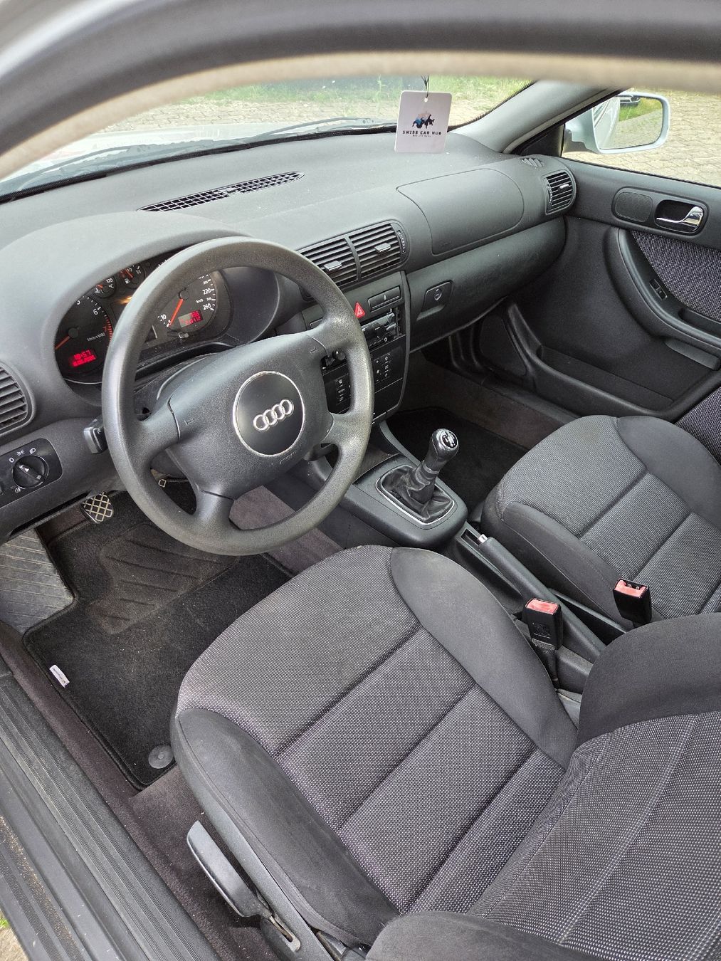 Audi Automobili: Audi A3 1.6 – Usato da Rümikon AG venduto da Leontin36 2