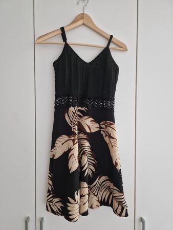 Kleid schwarz beige geblümt Grösse S