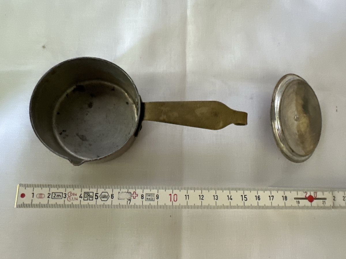 Padelle: Antikes Kupferpfännchen mit Deckel & Messinggriff Vintage  – Usato da Zürich venduto da Chaeffeler 4
