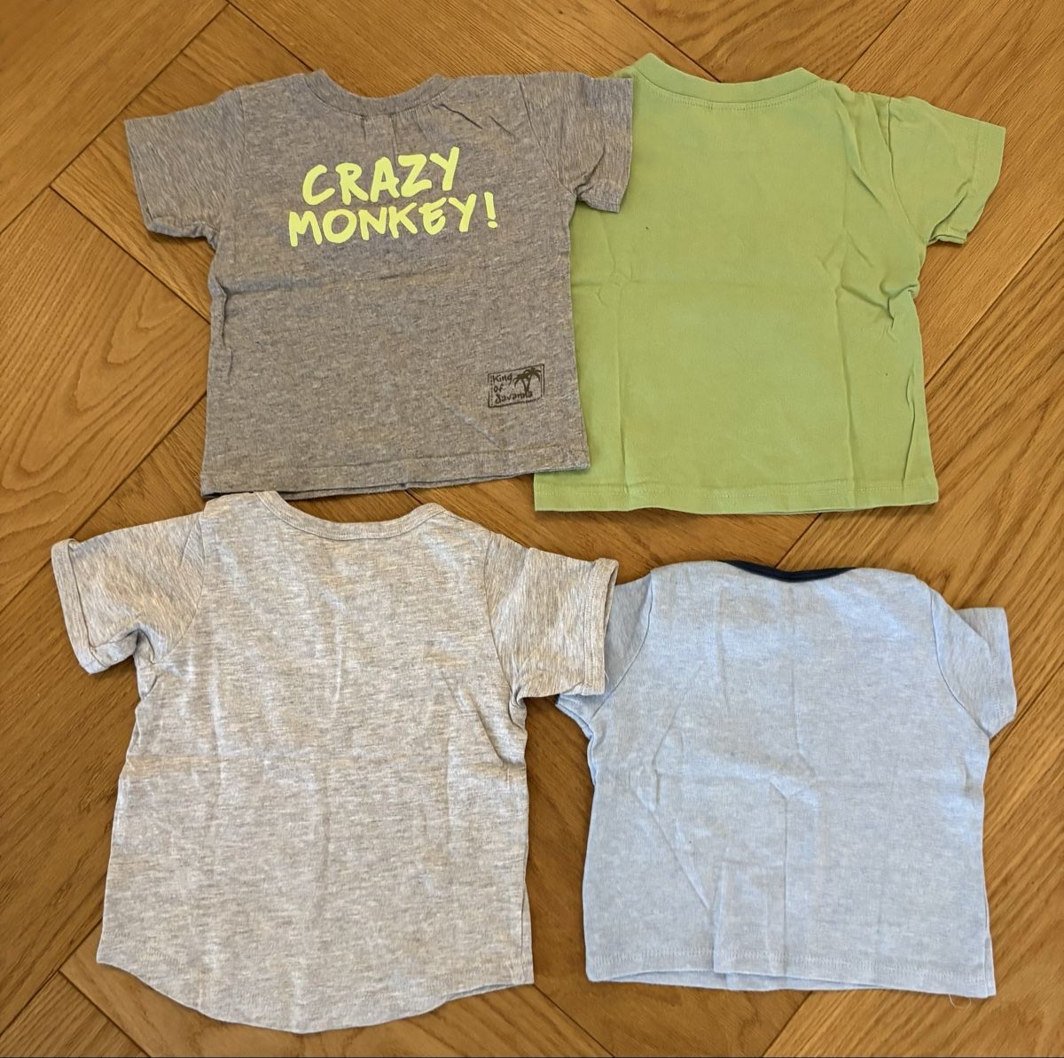 Lotti & Set di vestiti: 4 T-Shirts Gr. 74 – Usato da Langnau am Albis venduto da SaskiaR01 1