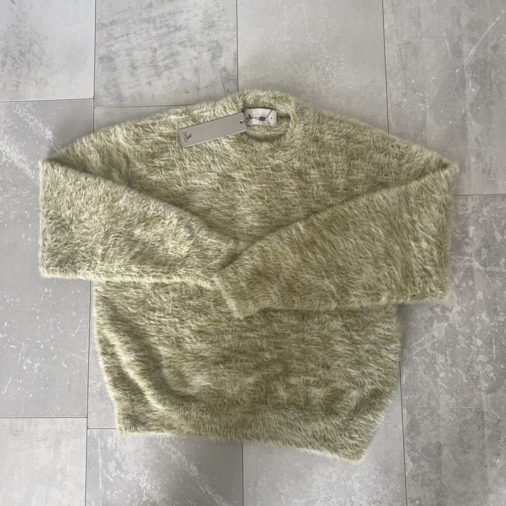 Pesoclo Maglioni & Felpe: Fuzzy Knit Sweater Peso – Nuovo e nell'imballaggio originale da Elfingen venduto da noe_yct6