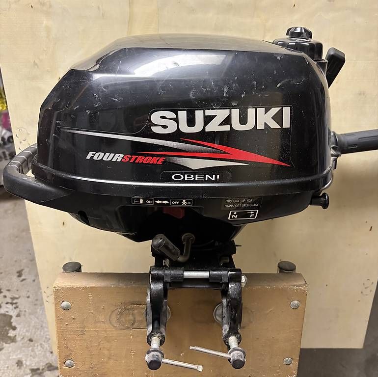 Suzuki Motori: Suzuki 2.5 PS Viertakter (2011) – Usato da Kaiseraugst venduto da mengster