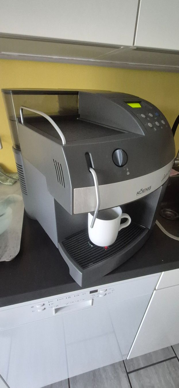 König Macchine per caffè & Macchine per espresso: Kaffeemaschine Köenig Arte 2000 – Usato da Lyss venduto da Delta-1 2