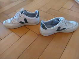 Baskets Veja V12 taille 42