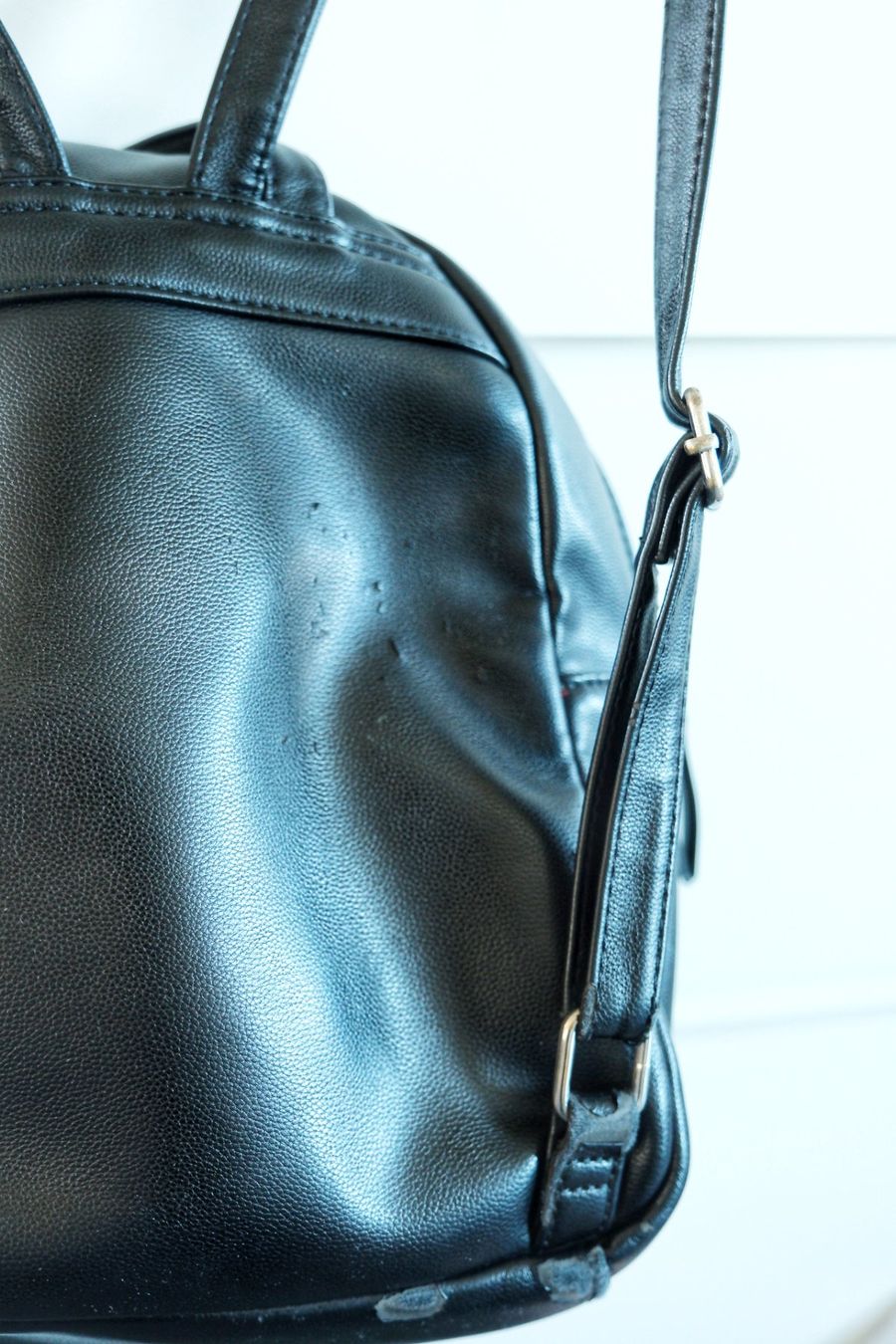 Zaini: kleiner Rucksack EVEN&ODD (Lederoptik - schwarz) – Usato da Wohlen AG venduto da Exitburn 4