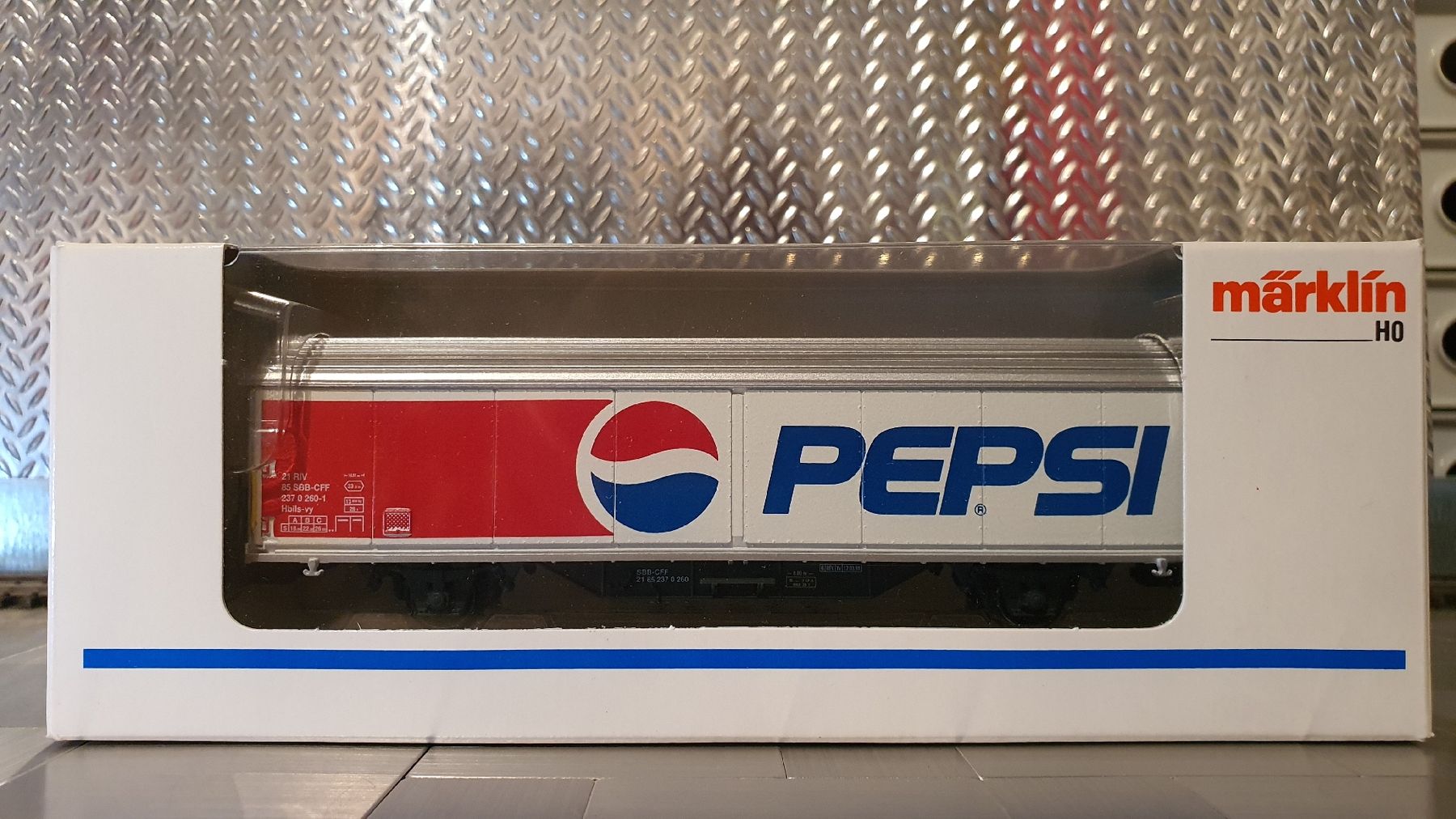 Märklin Modellini di ferrovie: MÄRKLIN H0 GÜTERWGEN PEPSİ – Usato da Männedorf venduto da Modellbau-wyss 4
