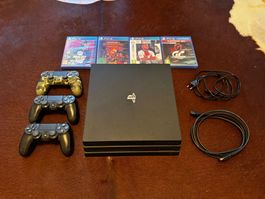 PS4 1TB + 3 Controller + 4 Spiele