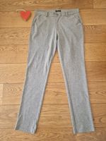 Hosen grau Grösse 32/34 neuwertig