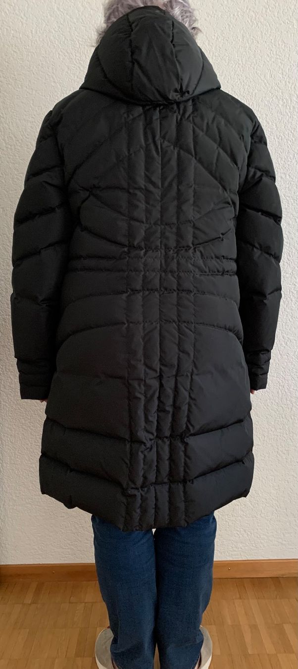 Moncler Cappotti: Moncler Daunenmantel Gr. 6 – Usato da Luzern venduto da meistei 2