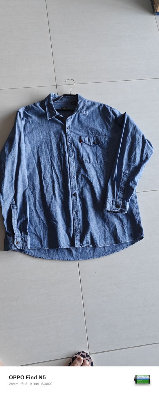 Camicie: Levis Shirt (L) – Usato da stallikon venduto da Dalacoke 1