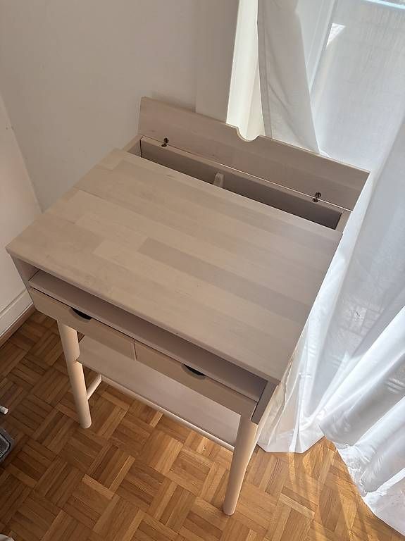 Cassettiere: Petite console blanche avec tiroirs – Usato da Lausanne venduto da ori_jk5t