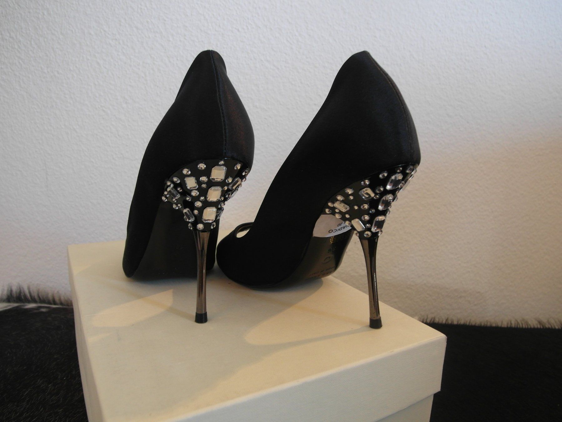 Scarpe da donna: Boccaccini schwarze Pumps 36 – Nuovo e nell'imballaggio originale da Luzern venduto da schuhparadies159 2