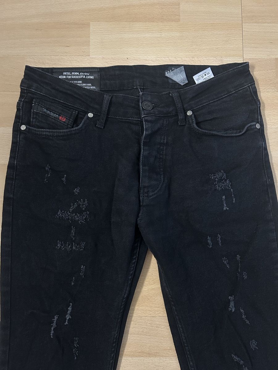 Diesel Jeans: Diesel Jeans Schwarz  – Usato da Geuensee venduto da nosliv 1