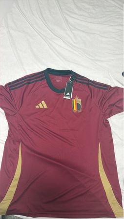 Maillot de foot Adidas Belgique taille XL neuf avec étiquett