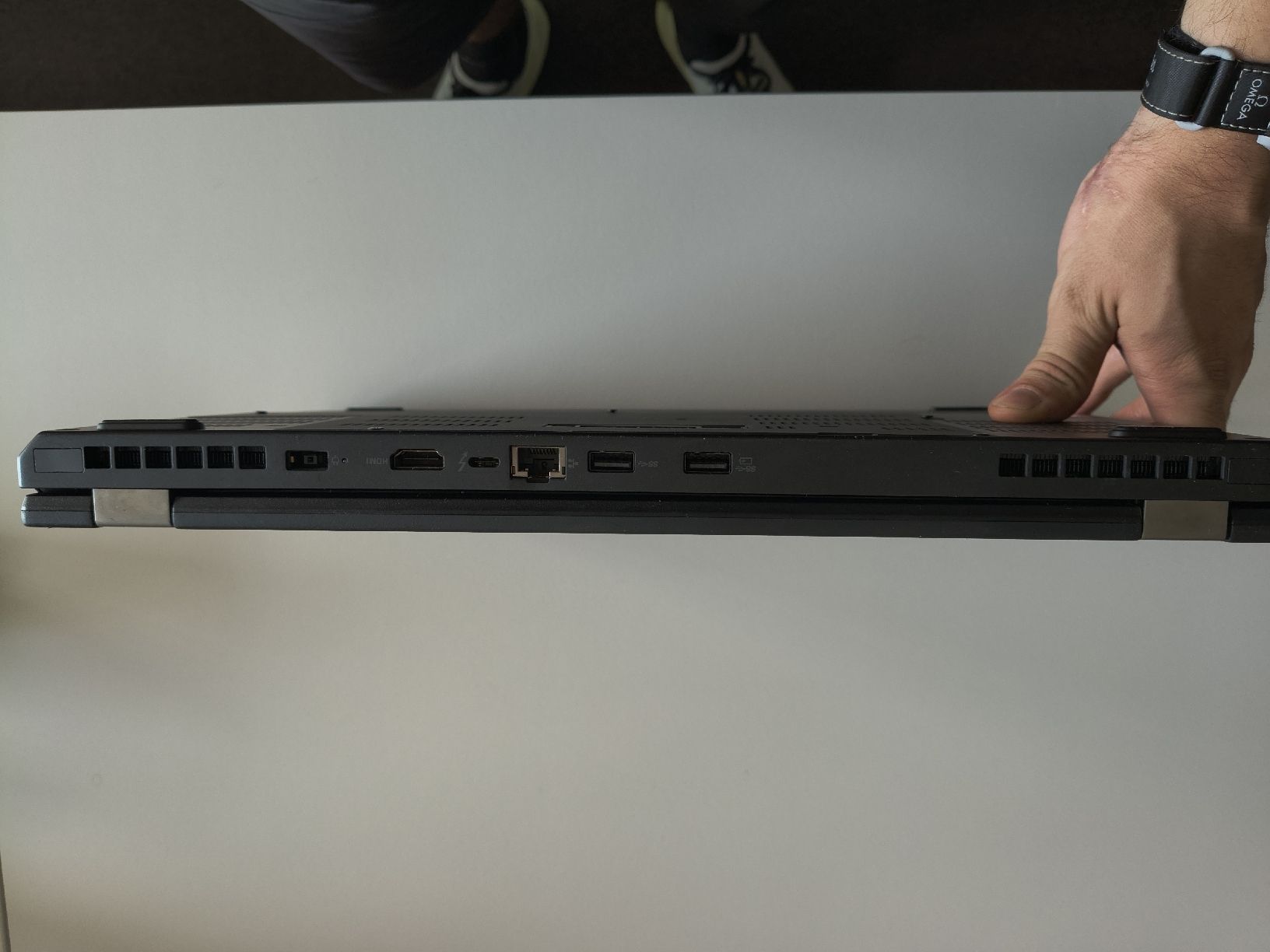 Lenovo Notebook: Lenovo ThinkPad P51 Intel Xeon Workstation Laptop - For Part – Difettoso da Zürich venduto da TrainLine 3