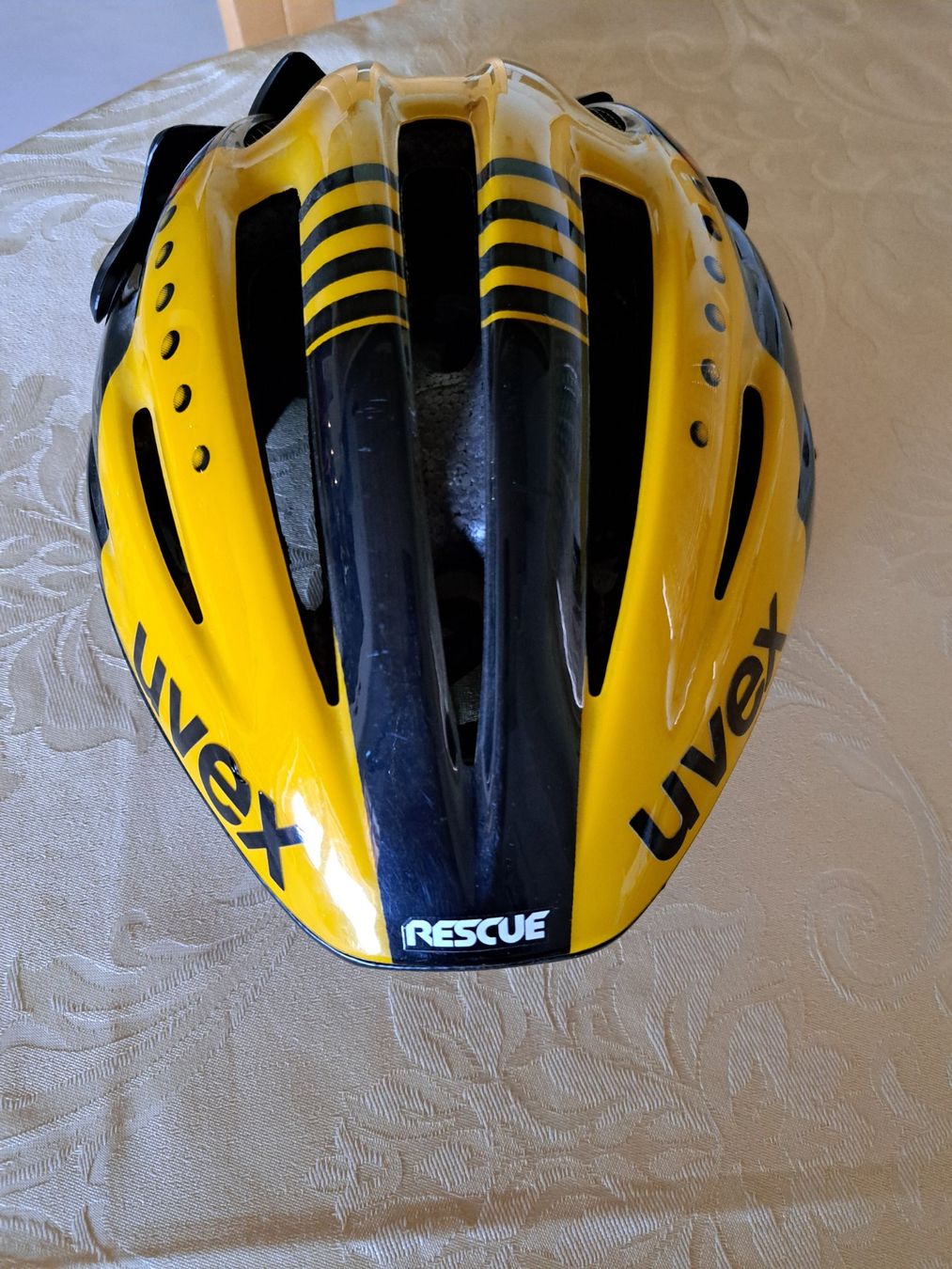 Helme: Velohelme UVEX – Gebraucht aus Charmey (Gruyère) von Balinea 3