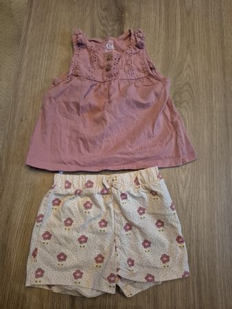 Mädchen Sommer Set C&A Grösse 74 neuwertig