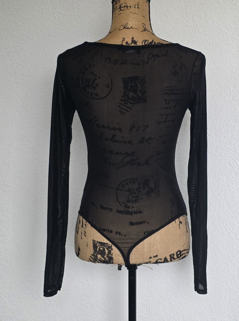 Top: PrettyLittleThing Body, Schwarz, Gr. 36 – Usato da Rheinsulz venduto da Gilea 2