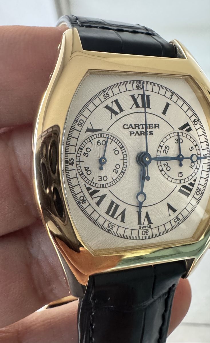 Cartier Uhren: Cartier Tortue, Monopussoir, Ref.: 2356 – Gebraucht aus Chur von lucretiawatches 3