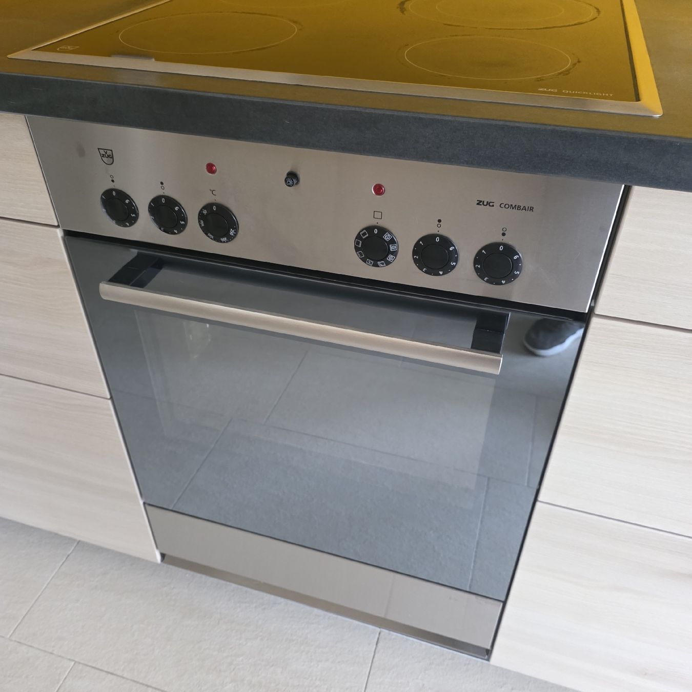 V-Zug Elettrodomestici da cucina: V-ZUG Combair Backofen  – Usato da Arbon venduto da Wilinger
